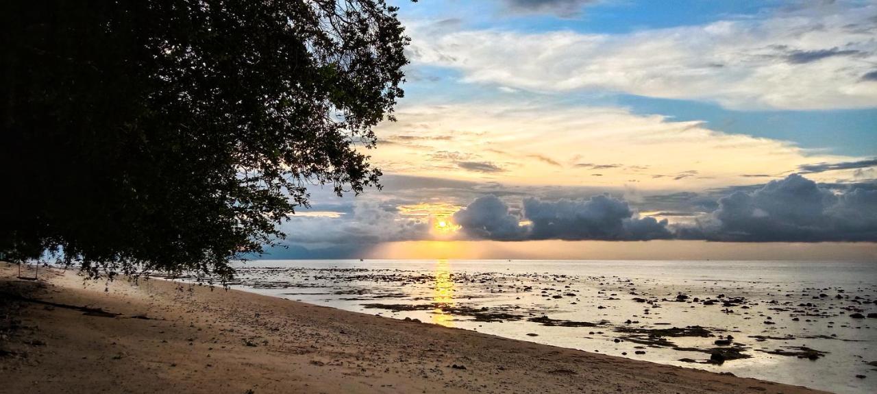 Desa Dunia Beda Resort Gili Trawangan Exterior foto