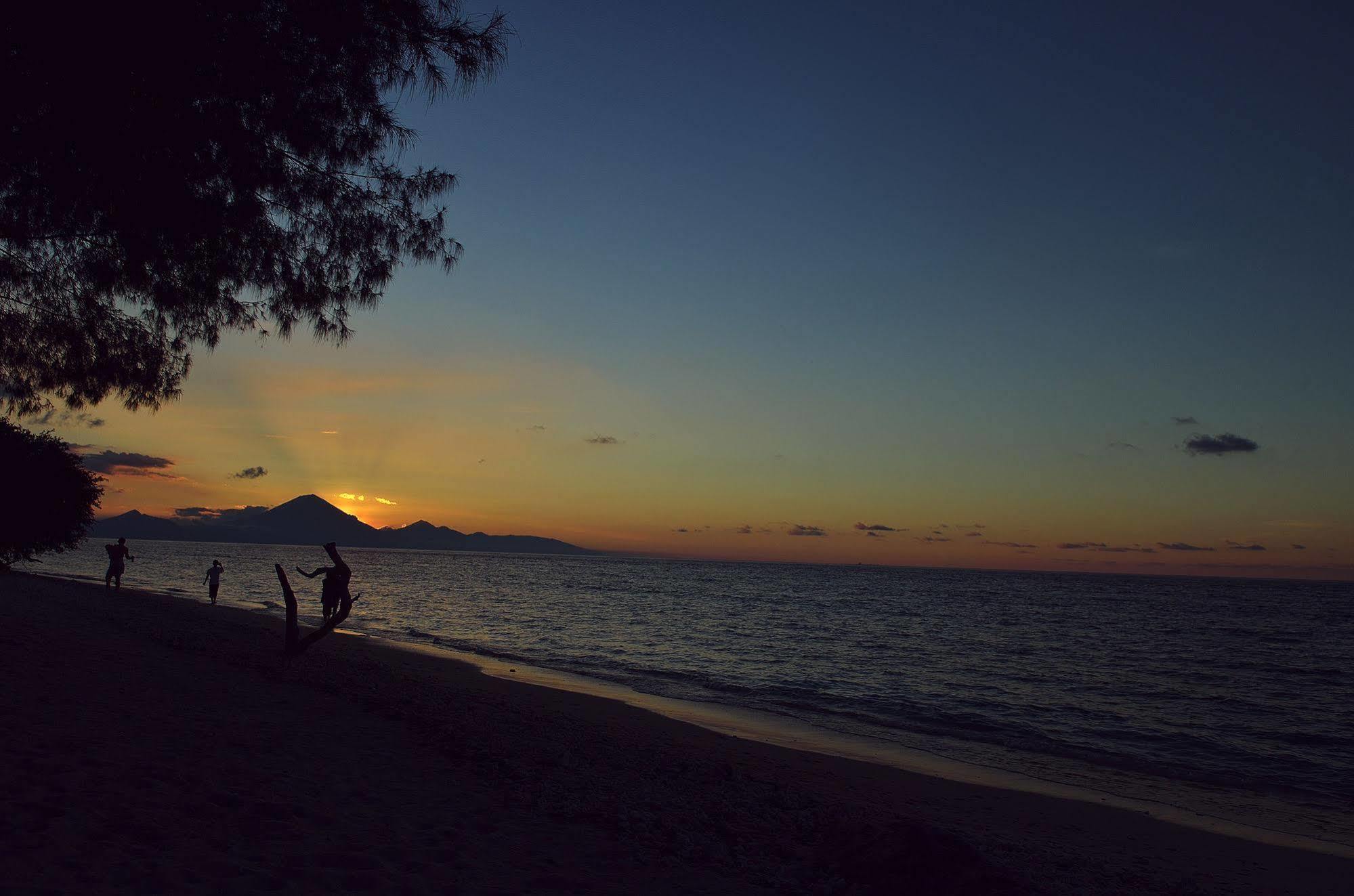Desa Dunia Beda Resort Gili Trawangan Exterior foto